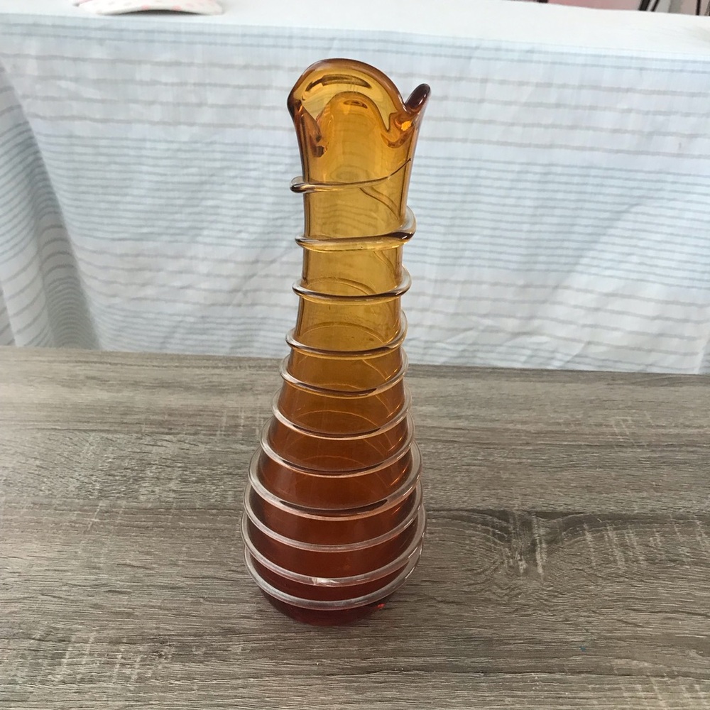 Vintage Amber Threaded Hourglass I hand blown glass vase. No Chips Or Cracks.